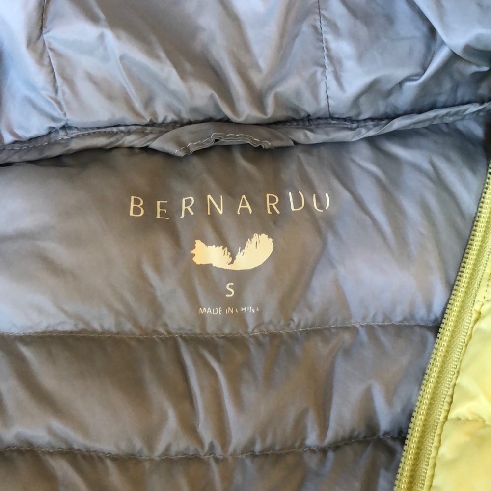 Bernardo Packable Down Hooded Jacket - image 3